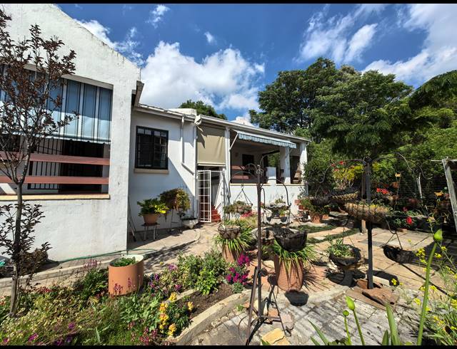2 BEDROOM RETIREMENT UNIT FOR SALE IN BROMHOF